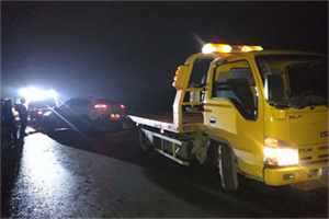 沙依巴克24小时车辆搭电联系电话